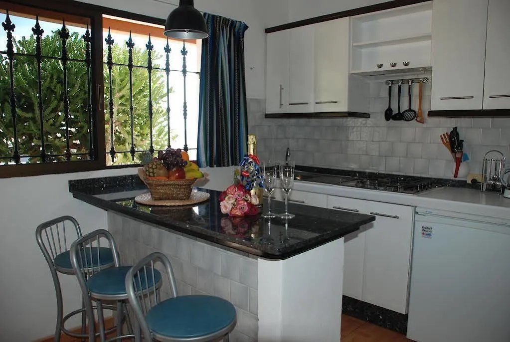 Apartamentos Alberto Morro Jable  2*, Morro Jable (Fuerteventura) İspanya